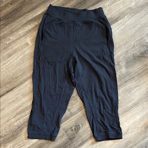 Grey Cropped Lululemon Pants